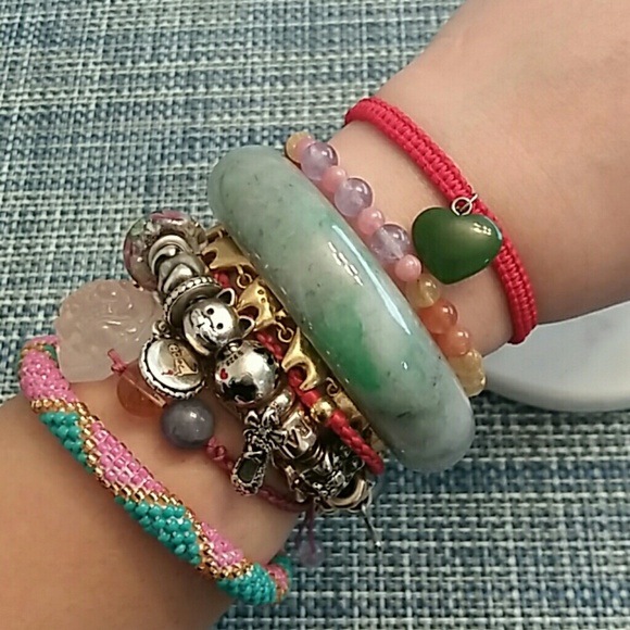 Canadian Nephrite Heart Jade Red Cord Bracelet - Picture 6 of 8